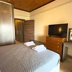 Orama Blue Apartment